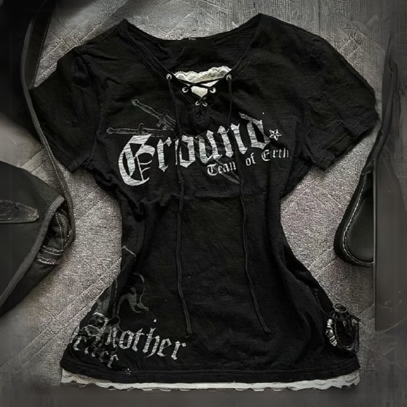 VixenEdge Y2K Gothic Crop Tee - Collection