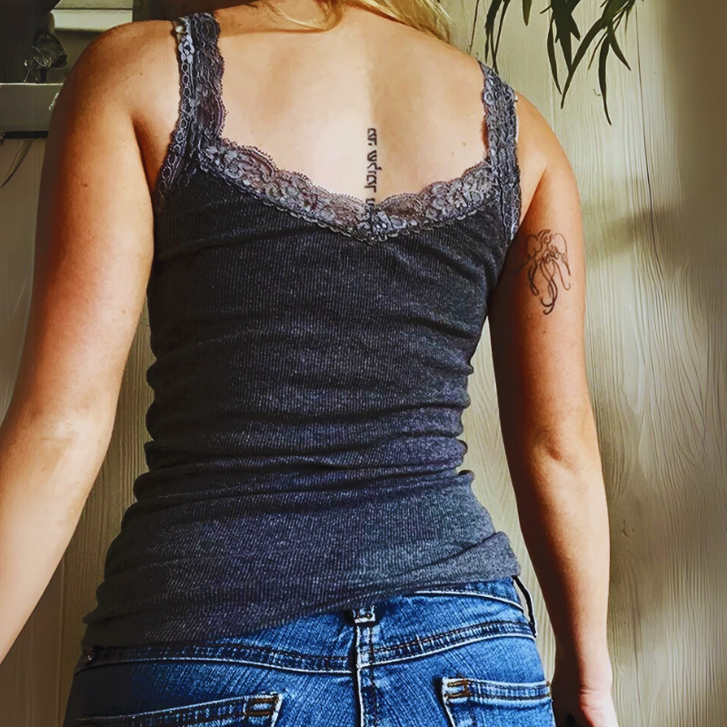 Vibrant Butterfly Print Lace Contrast Tank Top — Y2K Women’s Top for Spring & Summer