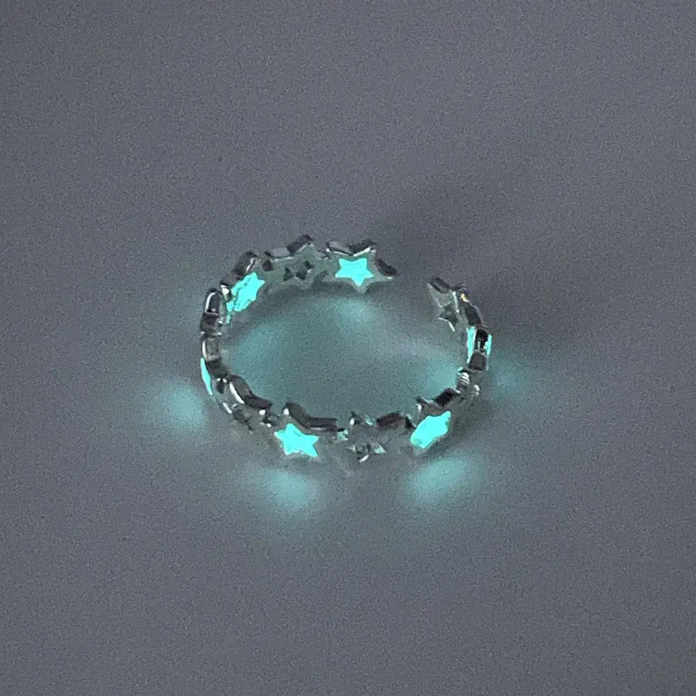 Luxeuria Luxe Glow-in-the-Dark Heart Ring – Adjustable