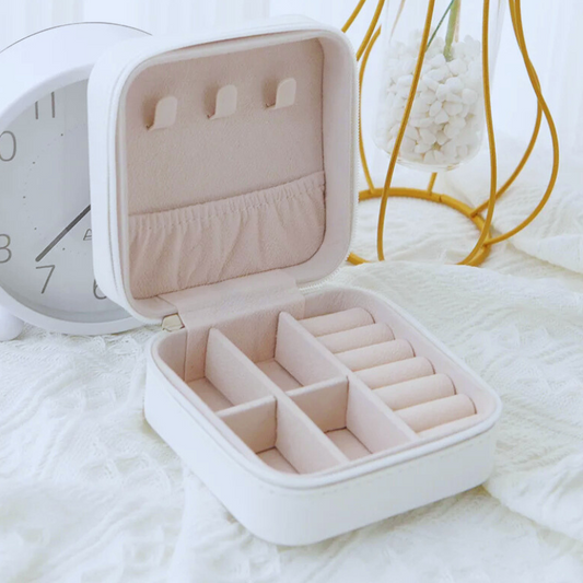 Luxeuria Luxe Travel Jewelry Box – Single Layer PU Leather Case in Black, White, or Pink