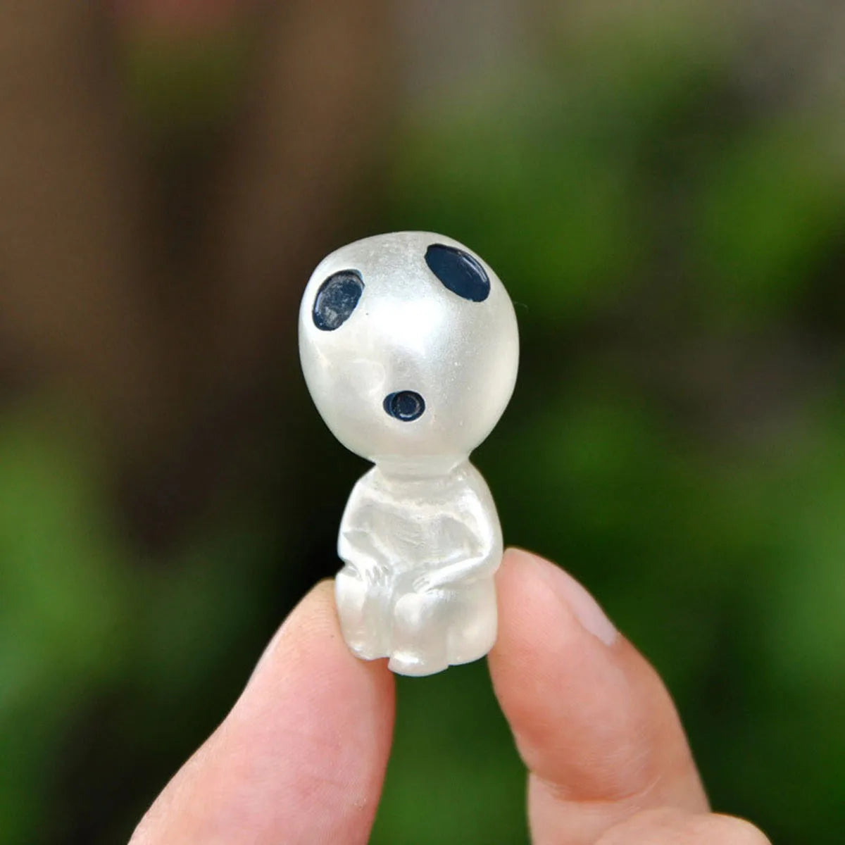 Glow-in-the-Dark Miniature Princess Figurines for Garden and Home Decoration