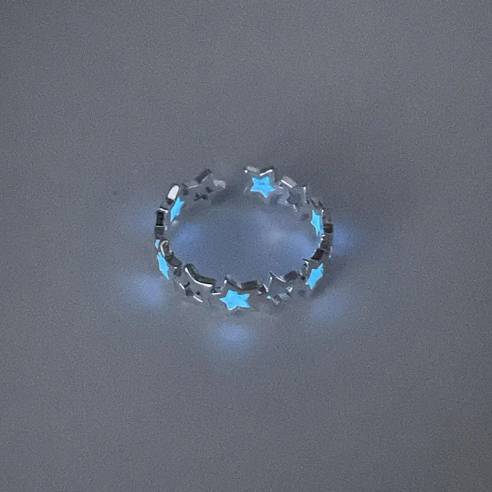 Luxeuria Luxe Glow-in-the-Dark Heart Ring – Adjustable