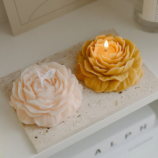 Peony Flower Scented Candle – Gift-Ready Soy Wax Design
